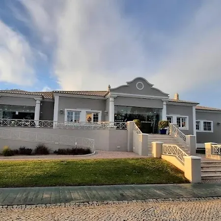 Ria Breez'in By Johnvillas * 알보르