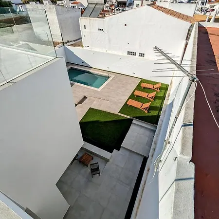 Ria Breez'in By Johnvillas *