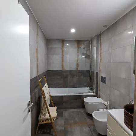 Ria Breez'in By Johnvillas 아파트 알보르