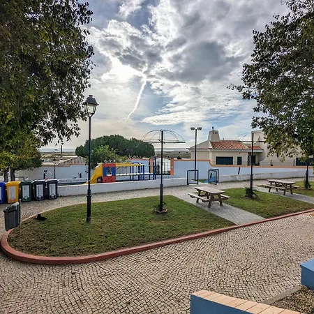 Ria Breez'in By Johnvillas 아파트 *