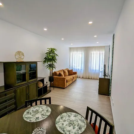 Ria Breez'in By Johnvillas Apartment *