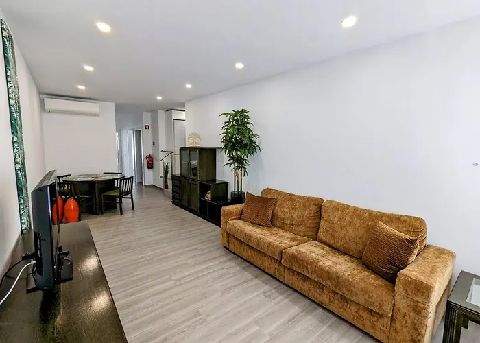 דירה Ria Breez'in By Johnvillas