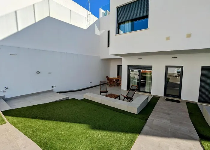 Ria Breez'in By Johnvillas Alvor