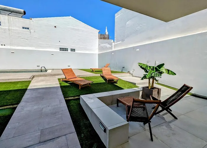 Ria Breez'in By Johnvillas *