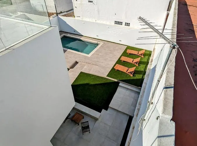 Ria Breez'in By Johnvillas *